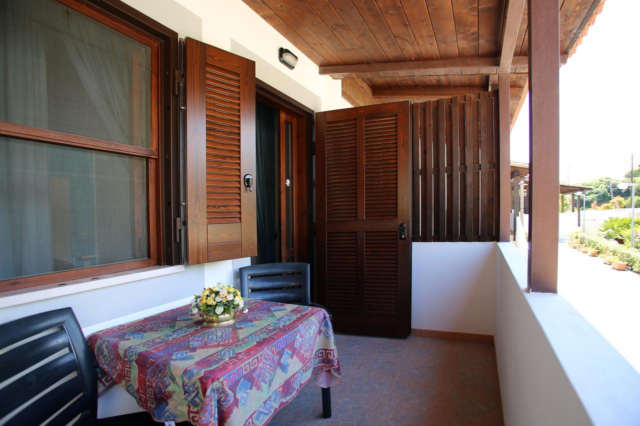 Hotel Parco Carabella Vieste Bagian luar foto